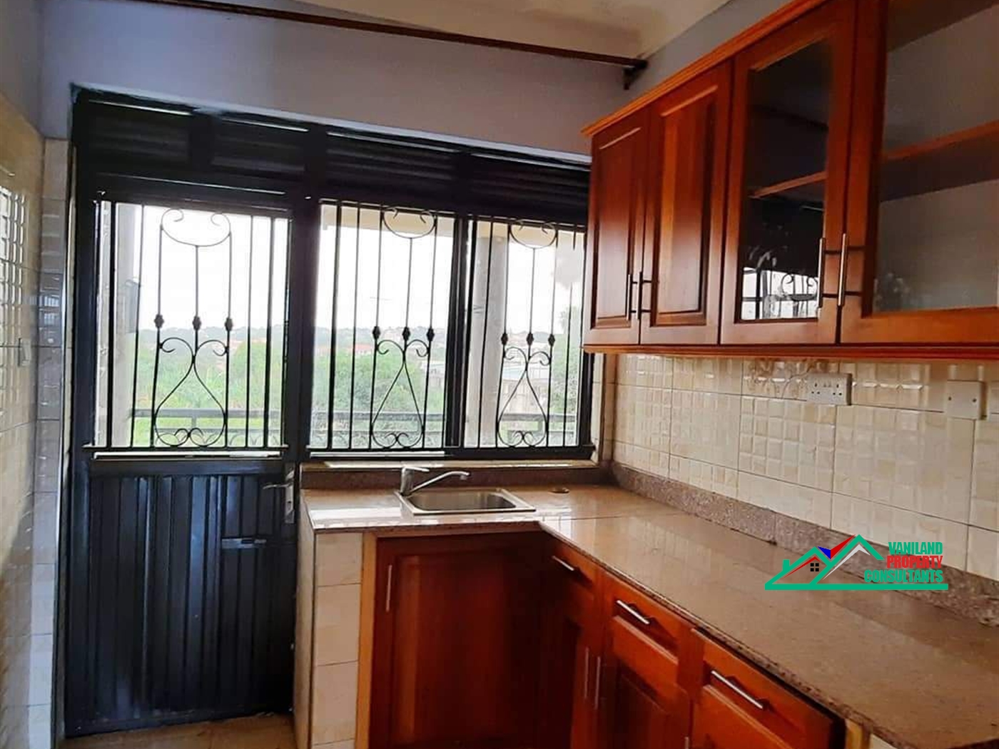 Apartment for rent in Kisaasi Wakiso