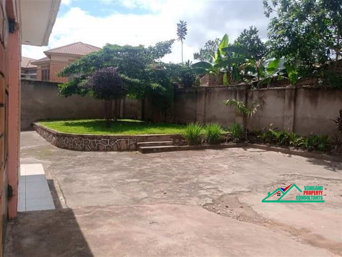 Bungalow for rent in Kyaliwajjala Wakiso