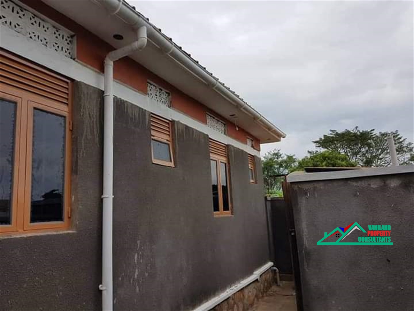 Rental units for sale in Ziloobwe Wakiso