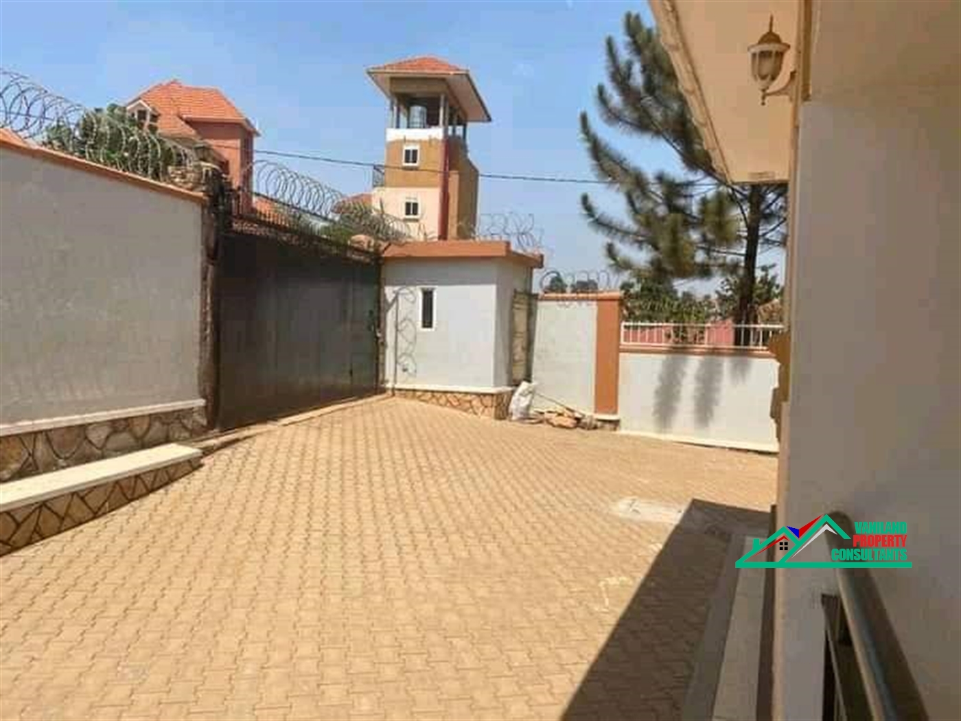 Storeyed house for rent in Kira Wakiso