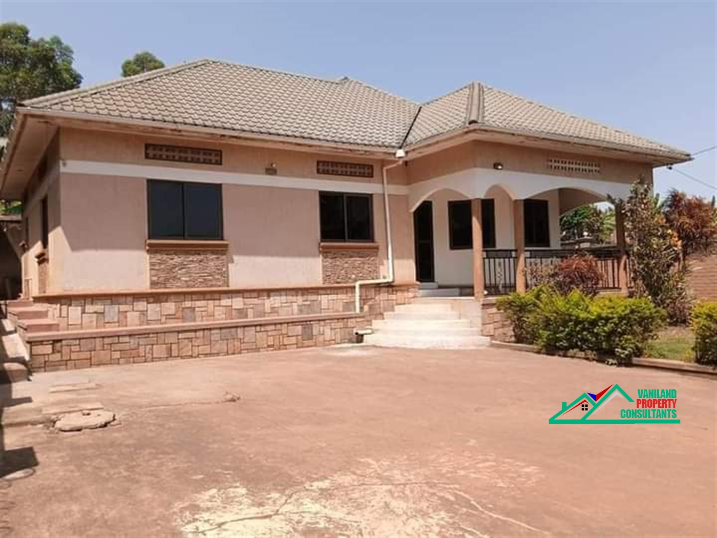 Bungalow for sale in Kira Wakiso