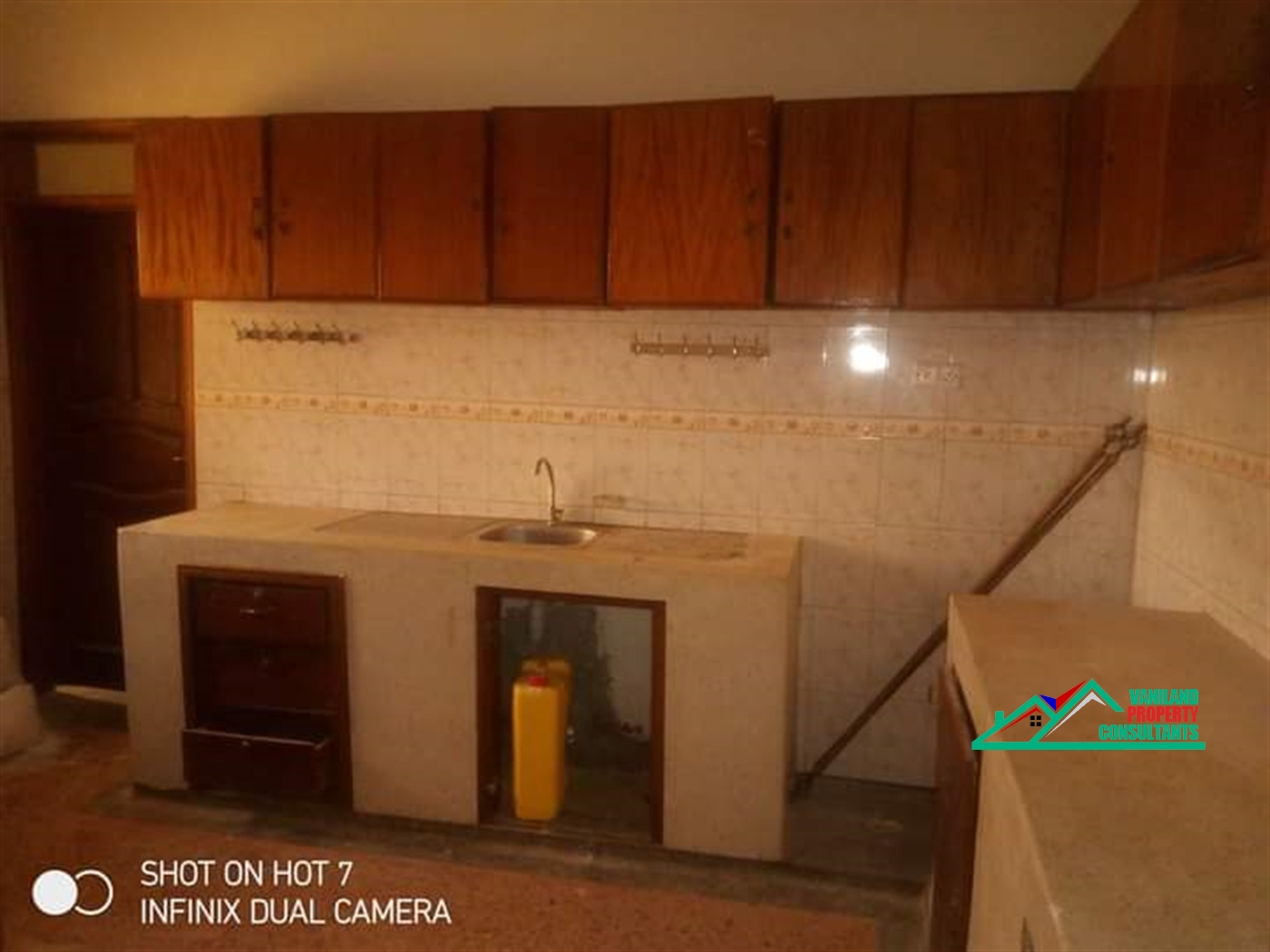 Bungalow for rent in Kira Wakiso