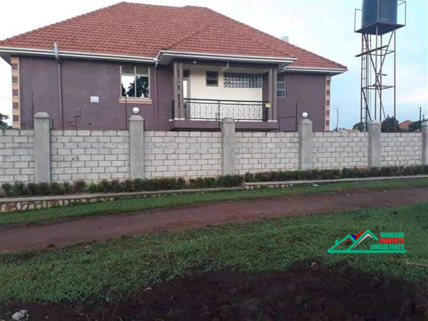 Mansion for sale in Gayaza Wakiso