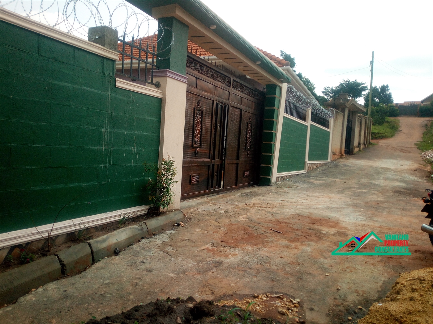 Semi Detached for rent in Kisaasi Kampala