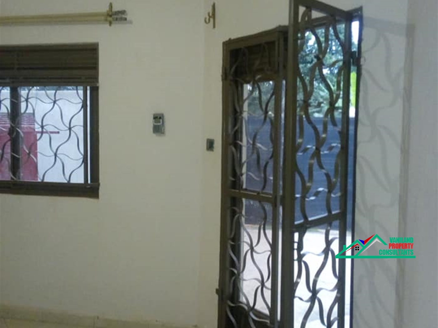 Semi Detached for rent in Kisaasi Kampala