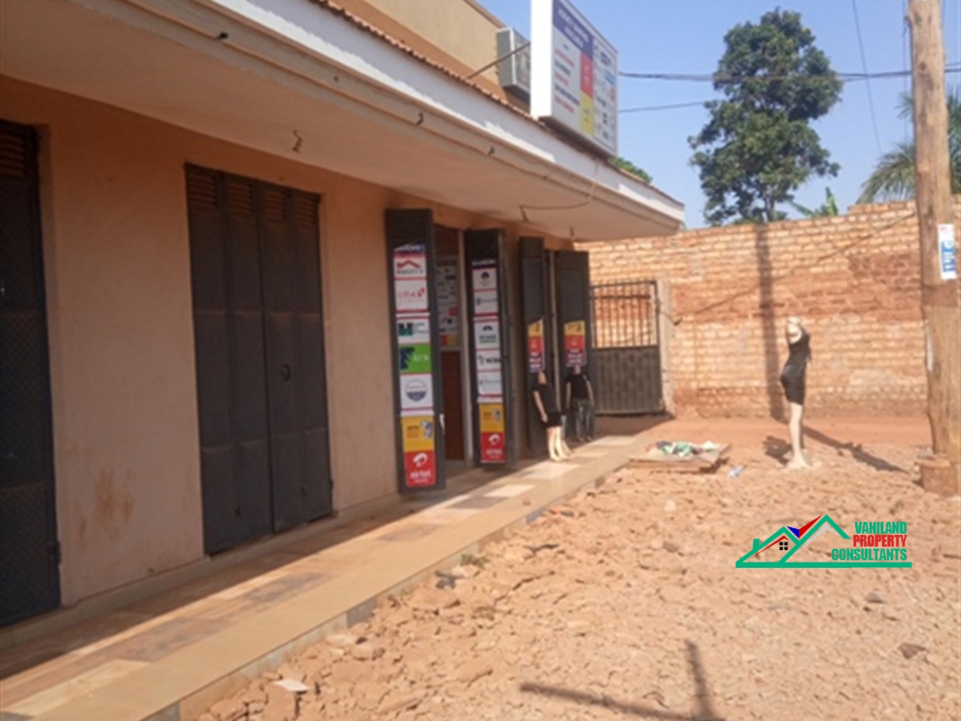 Shop for rent in Kiwaatule Kampala