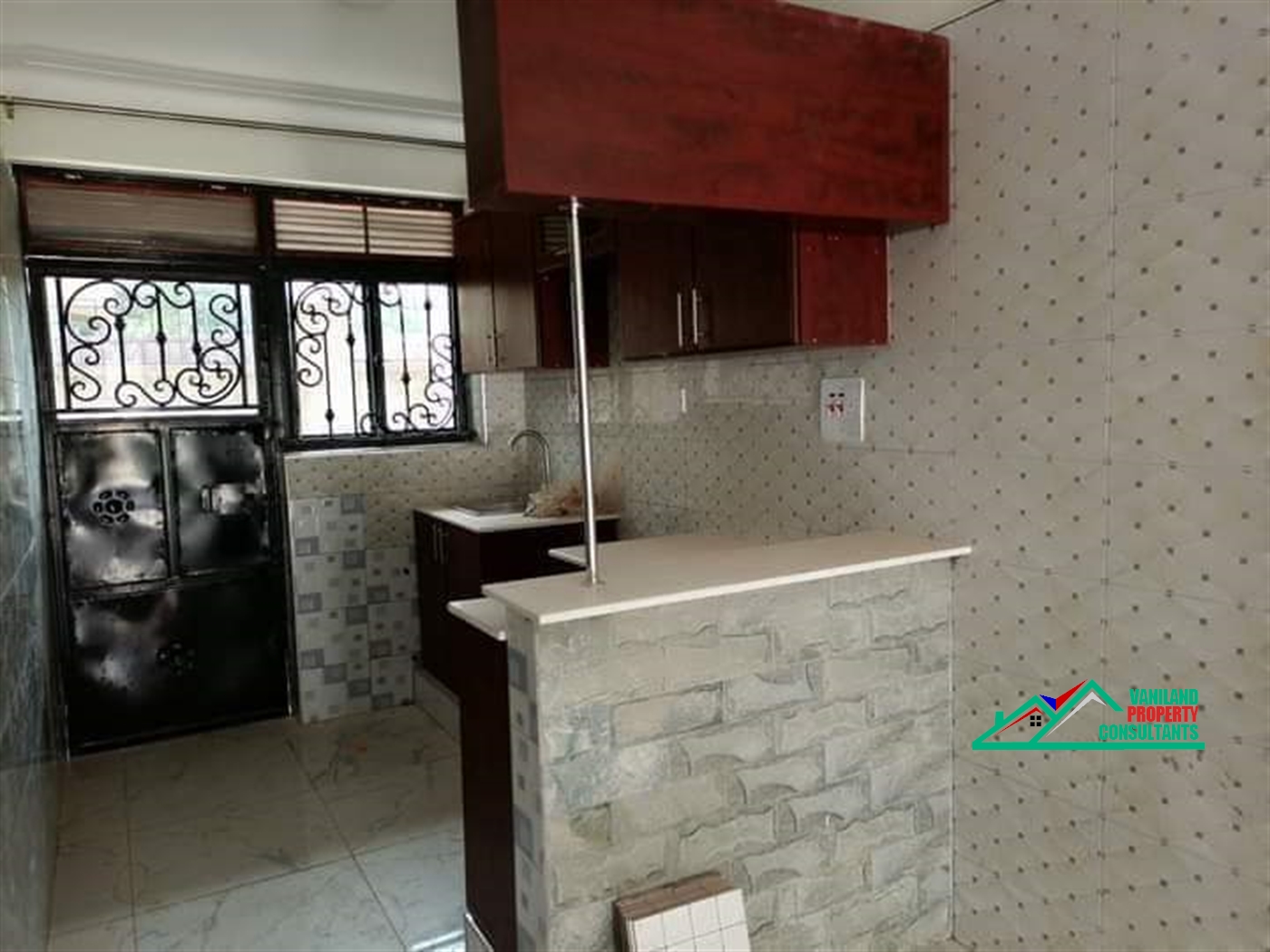 Duplex for rent in Buwaate Wakiso