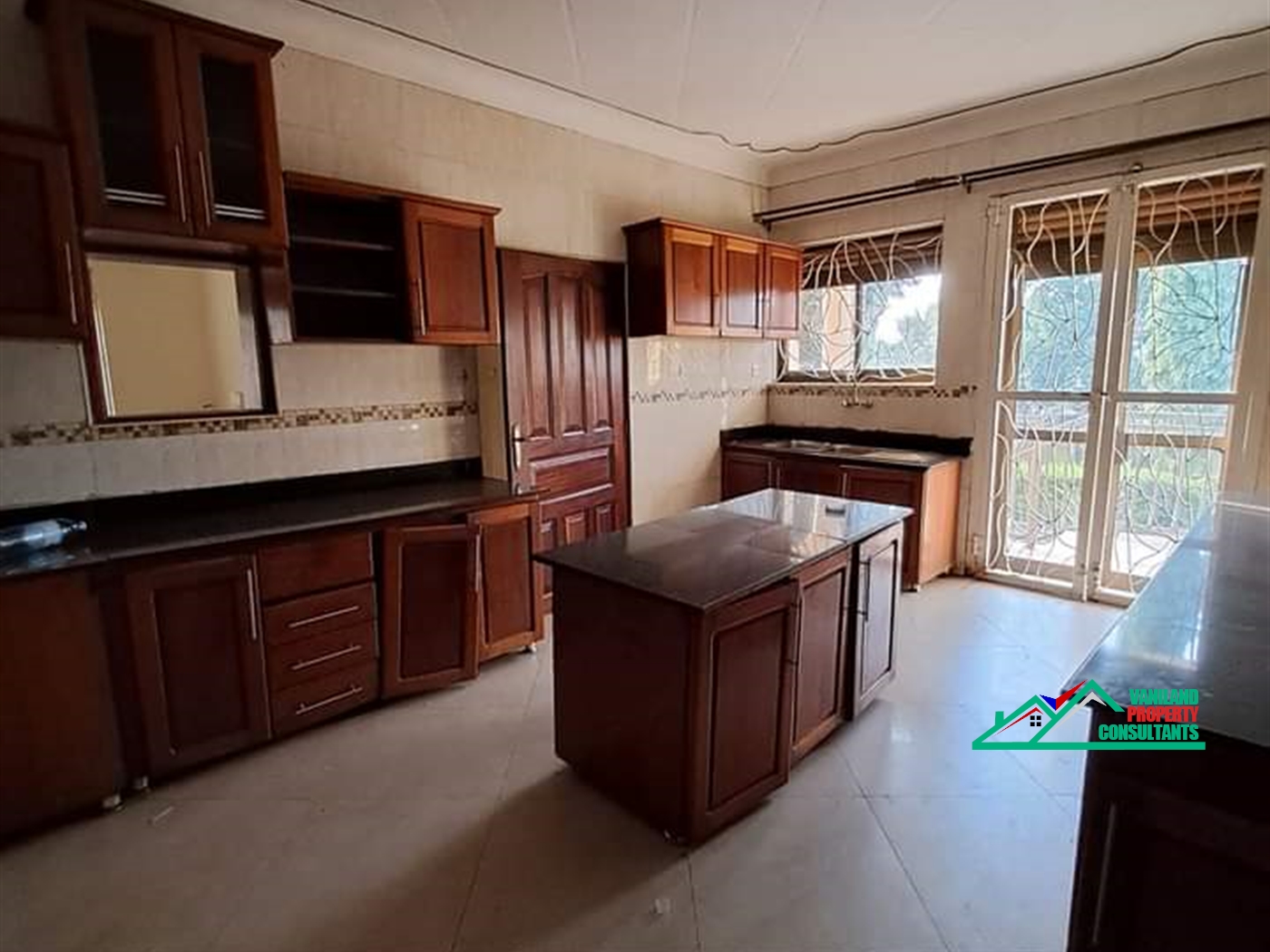 Bungalow for rent in Kulambilo Kampala