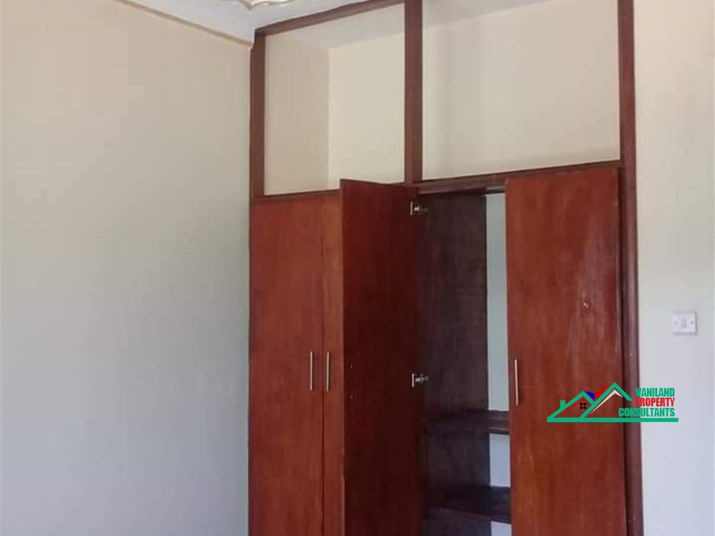 Semi Detached for rent in Mpererwe Wakiso