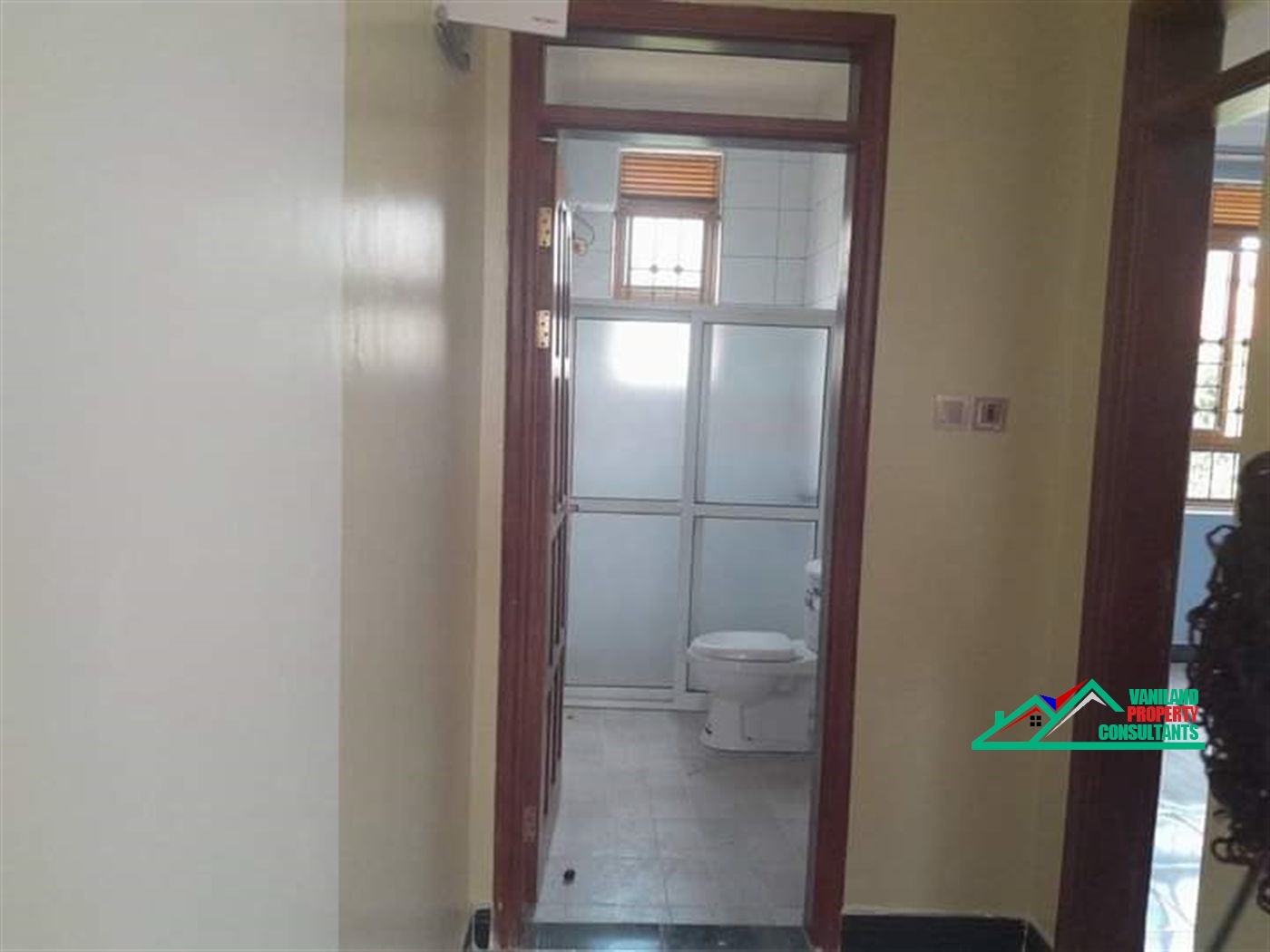 Semi Detached for rent in Mukoono Wakiso