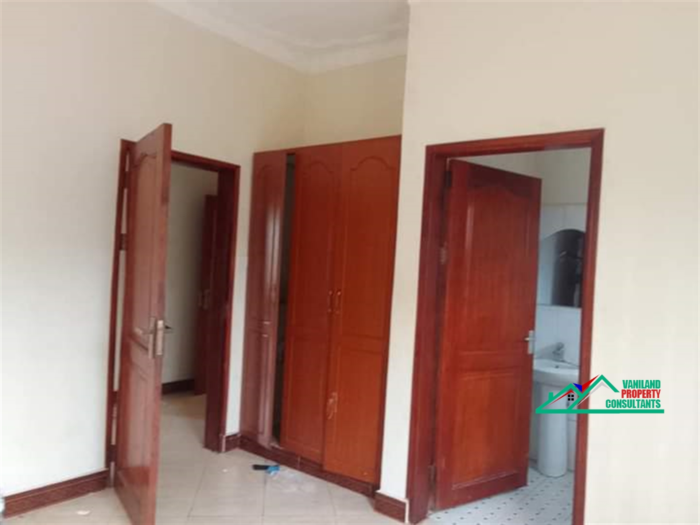 Semi Detached for rent in Najjera Kampala