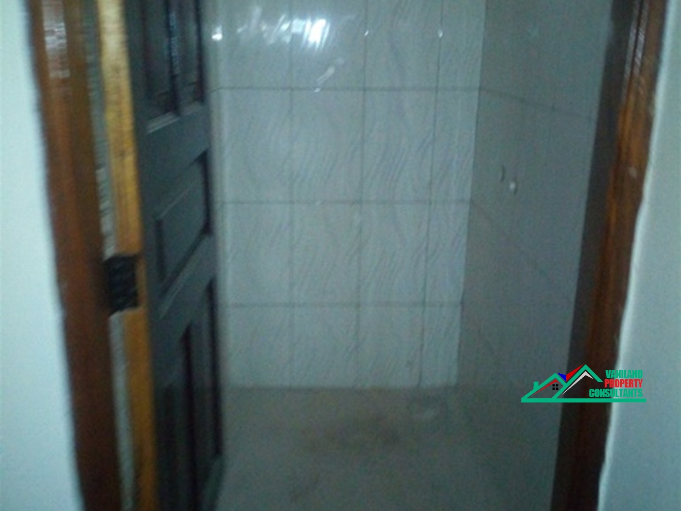 Semi Detached for rent in Jomayi Wakiso
