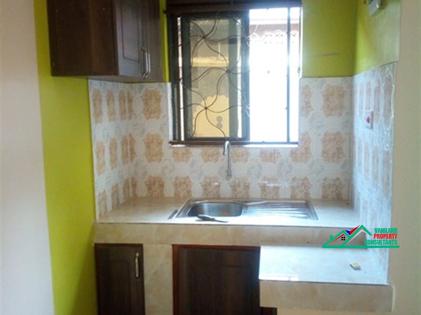 Semi Detached for rent in Bweyogerere Wakiso