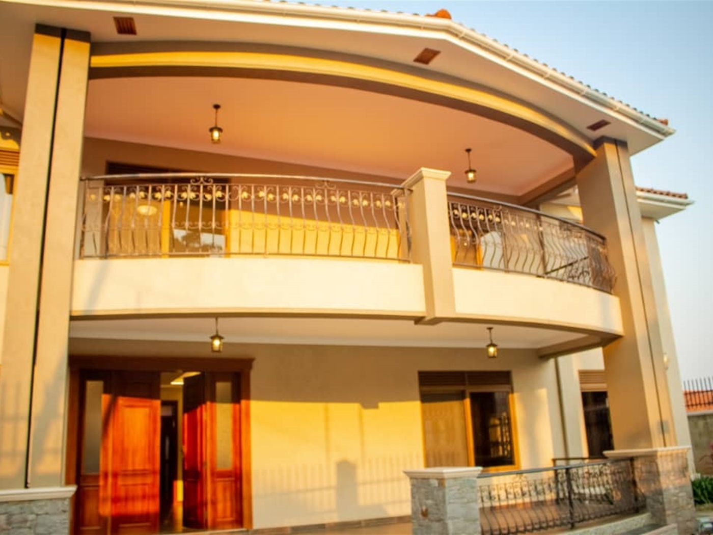 Mansion for sale in Muyenga Kampala