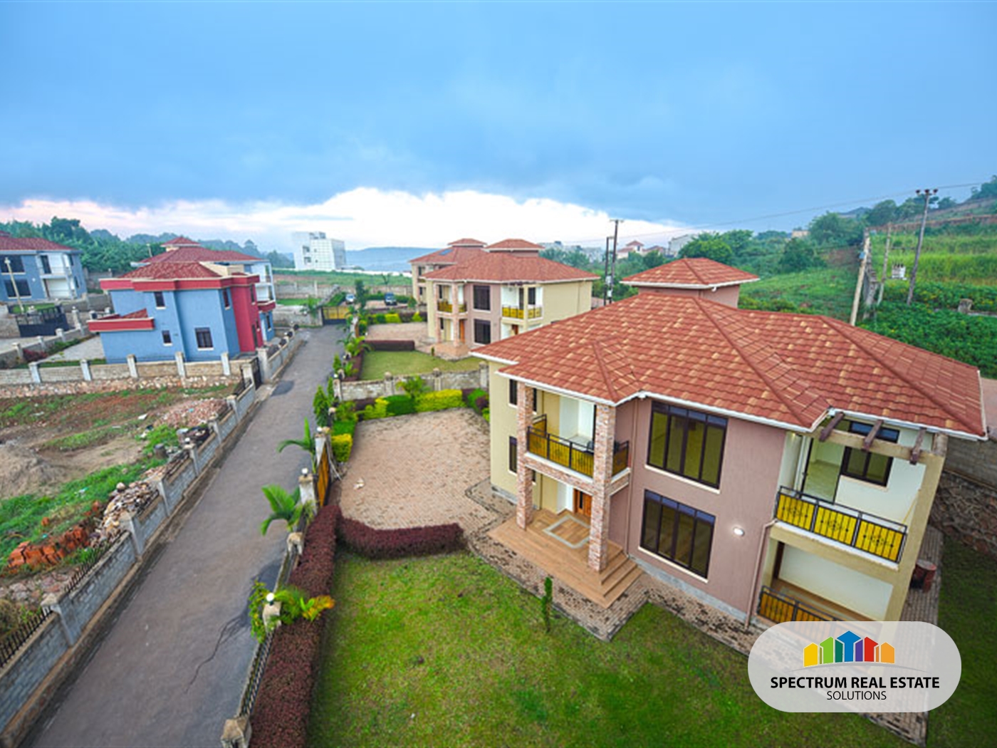 Villa for sale in Lubowa Kampala