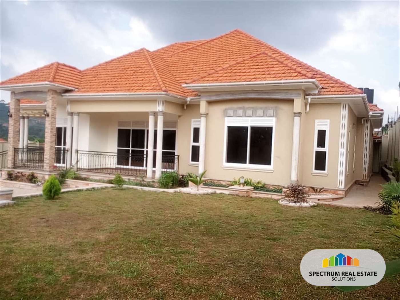 Bungalow for sale in Kitende Wakiso