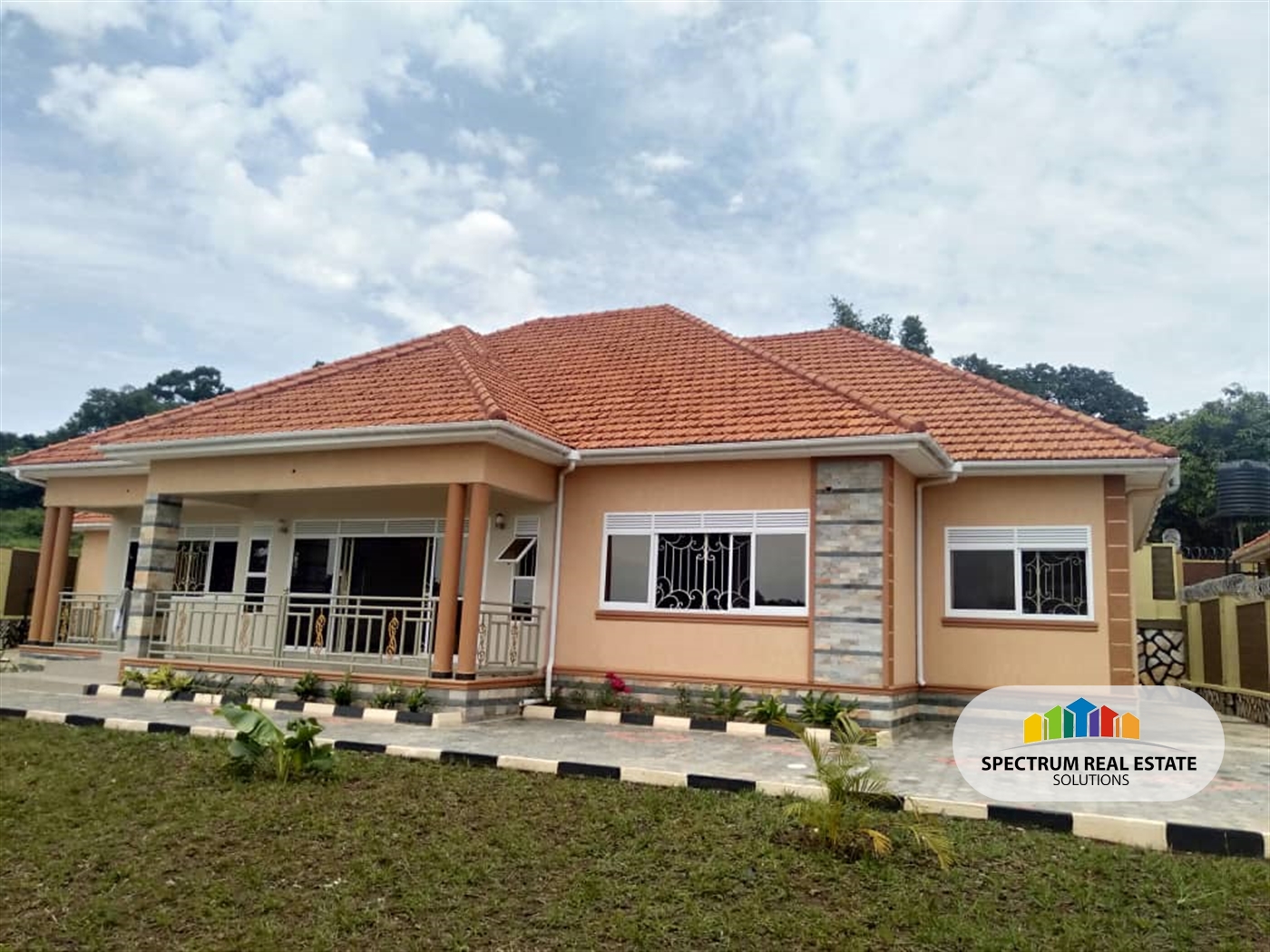 Bungalow for sale in Bwebajja Wakiso