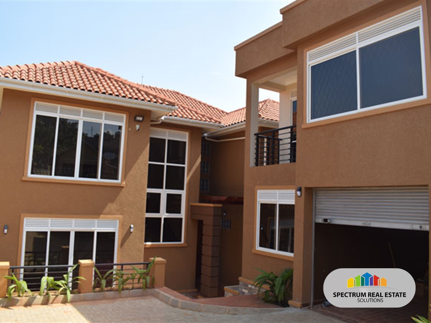 Storeyed house for rent in Muyenga Kampala