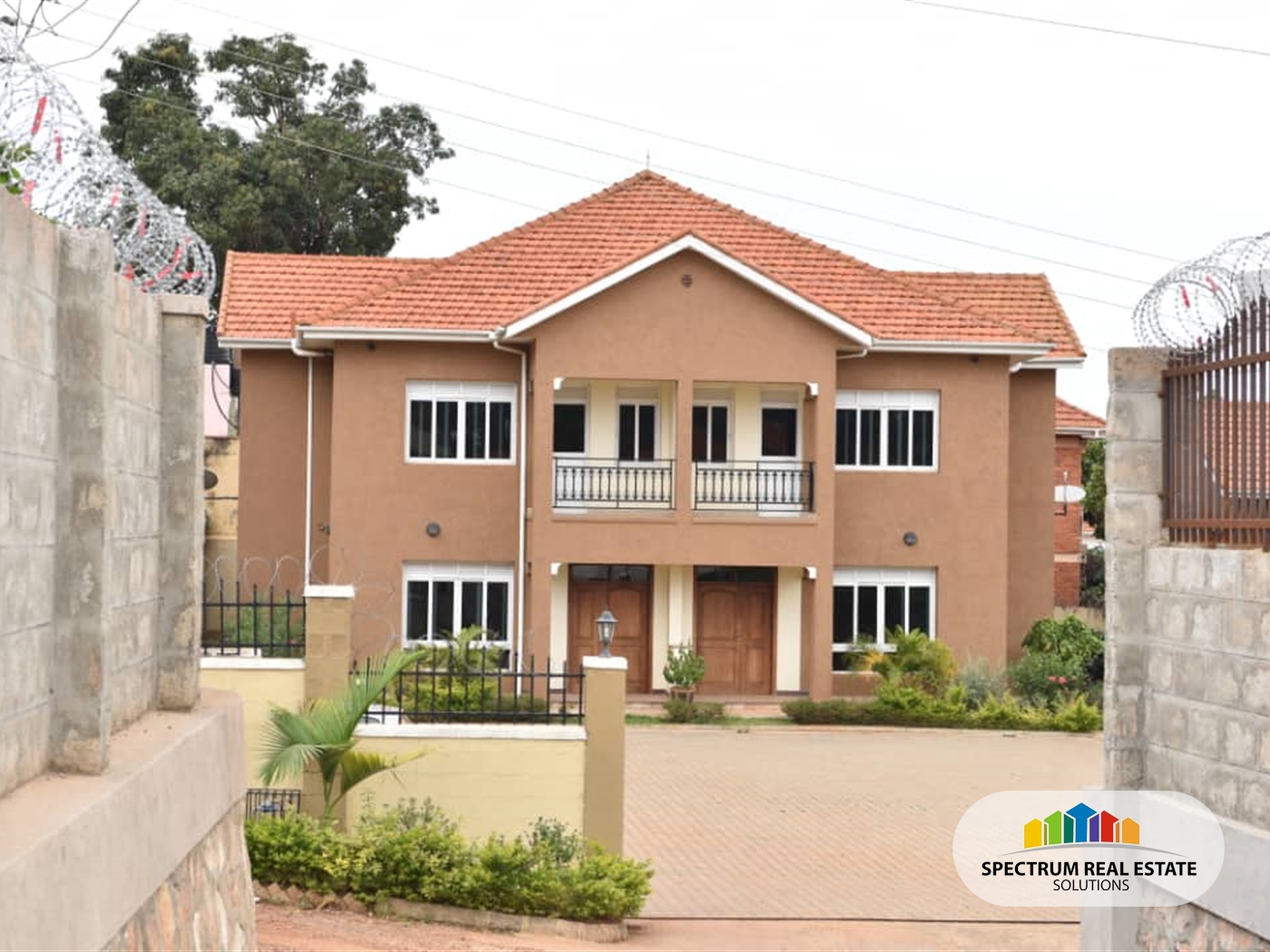 Town House for sale in Muyenga Kampala