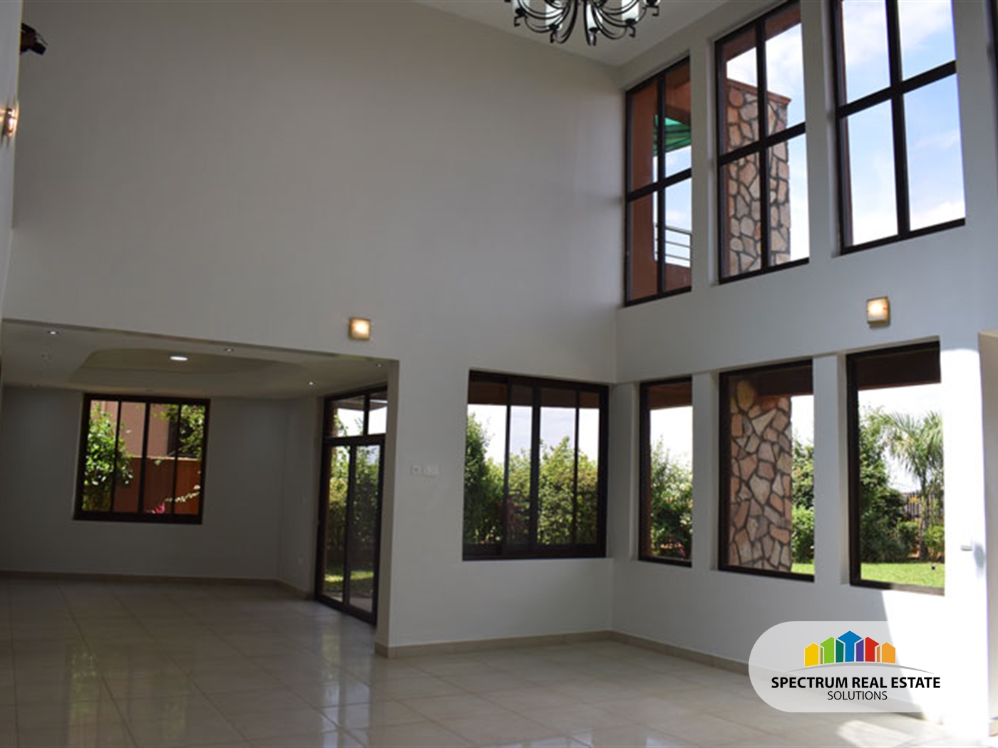 Villa for sale in Munyonyo Kampala