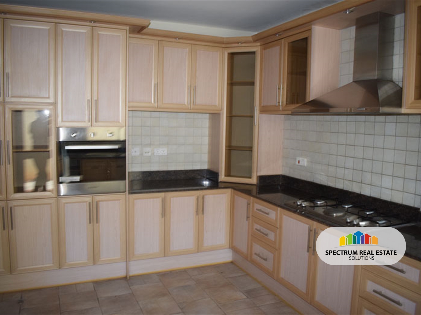 Town House for rent in Kololo Kampala