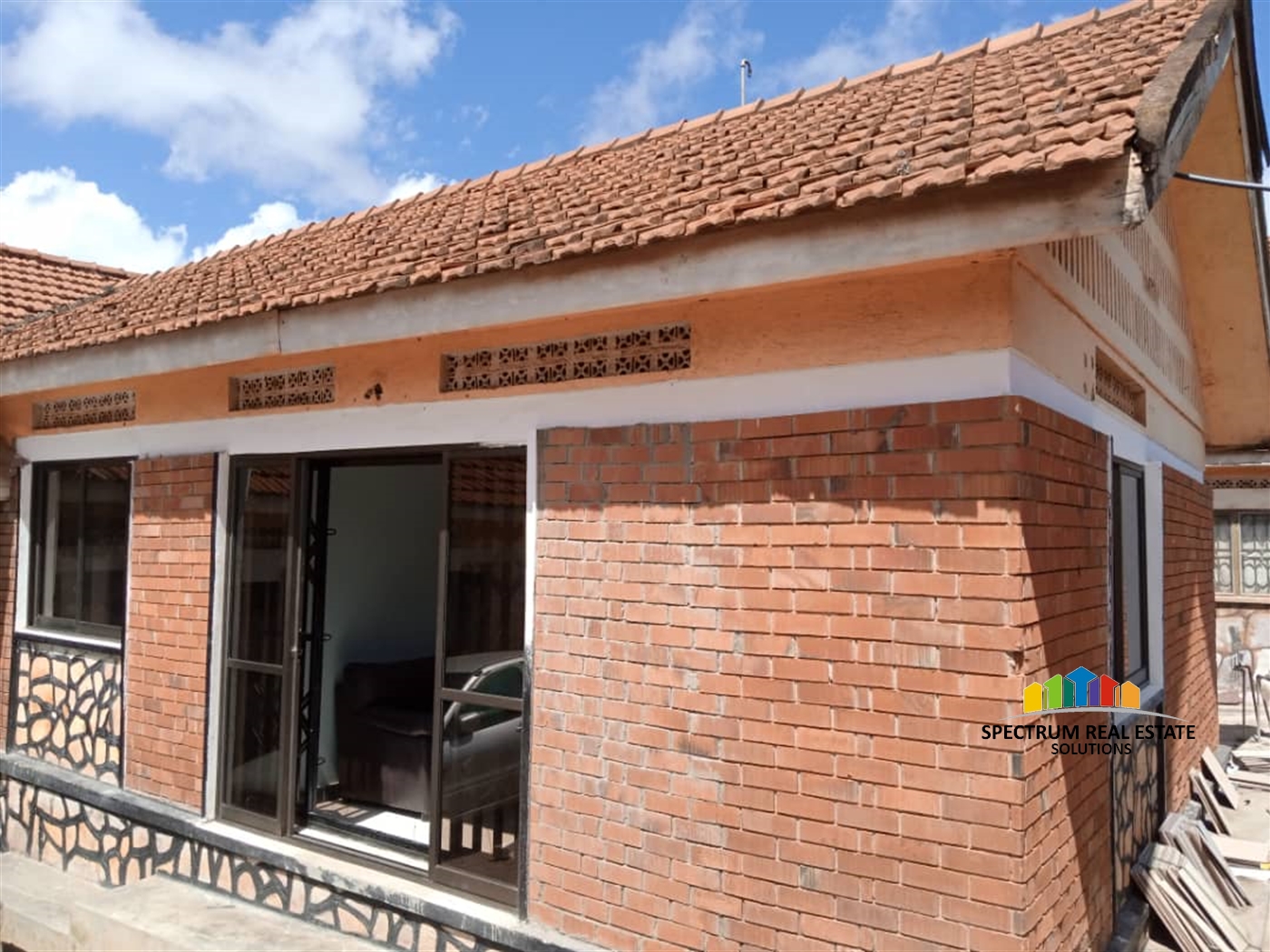 Semi Detached for rent in Bukasa Kampala