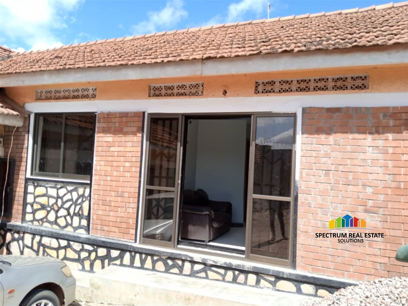 Semi Detached for rent in Bukasa Kampala