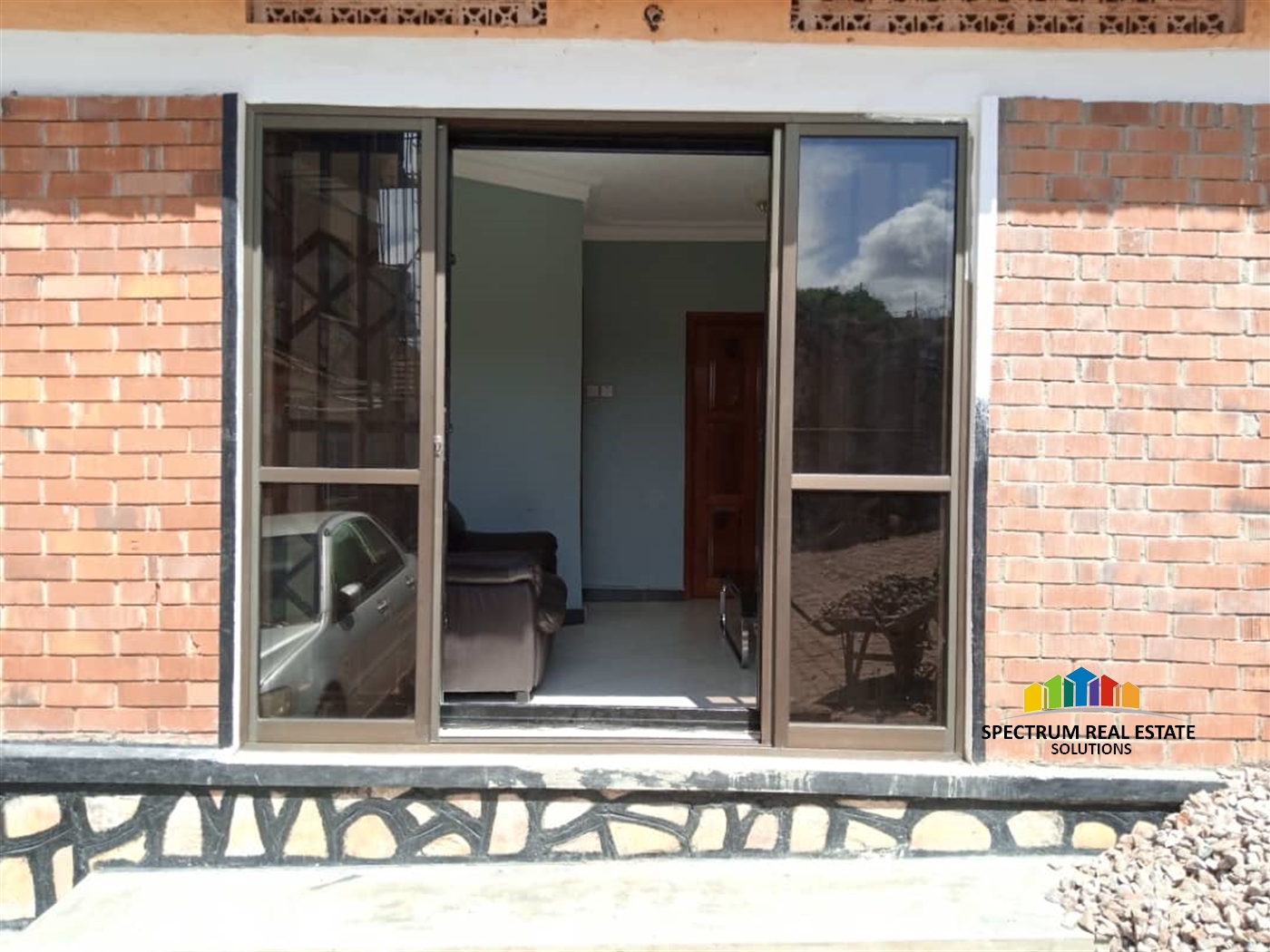 Semi Detached for rent in Bukasa Kampala