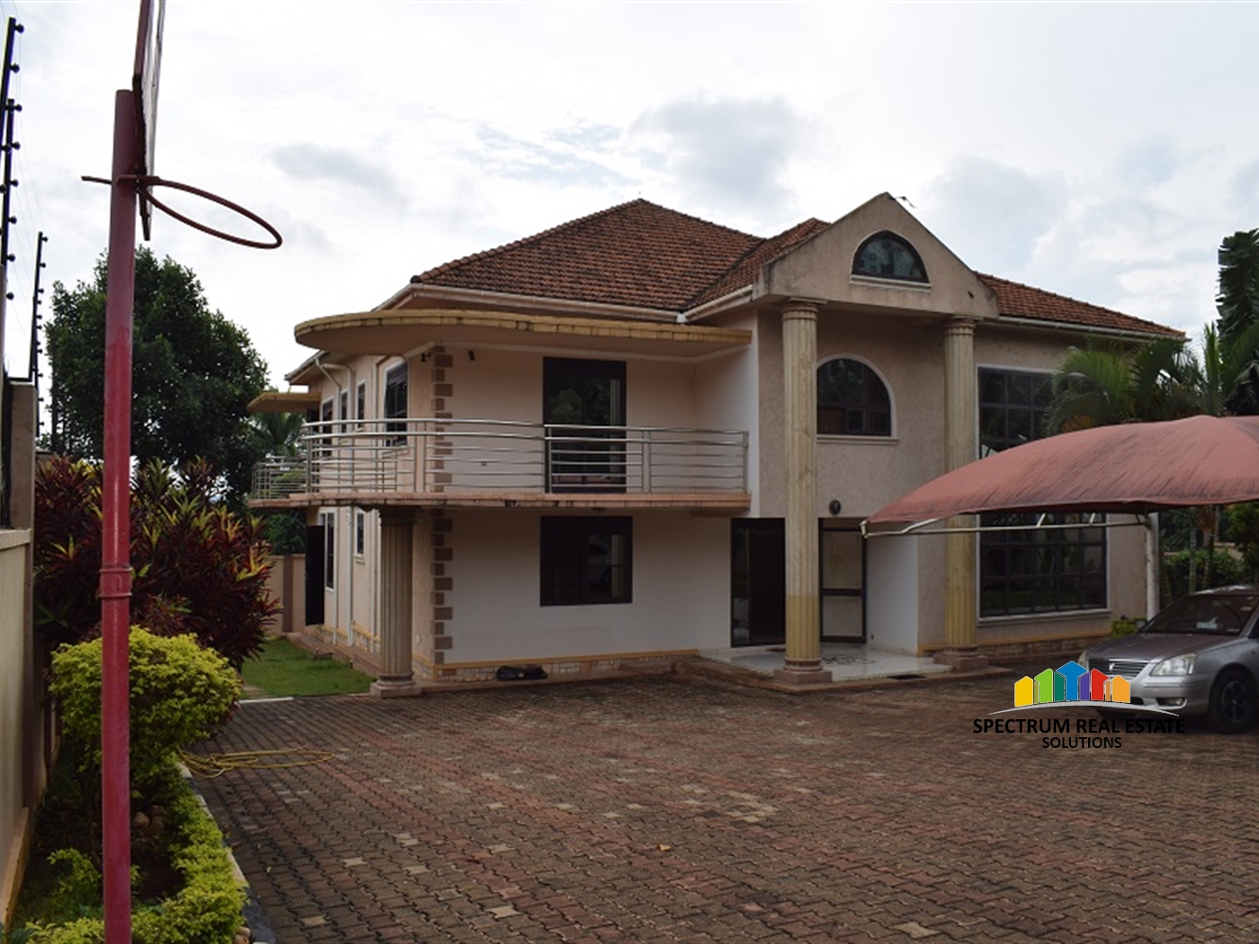 Storeyed house for sale in Muyenga Kampala