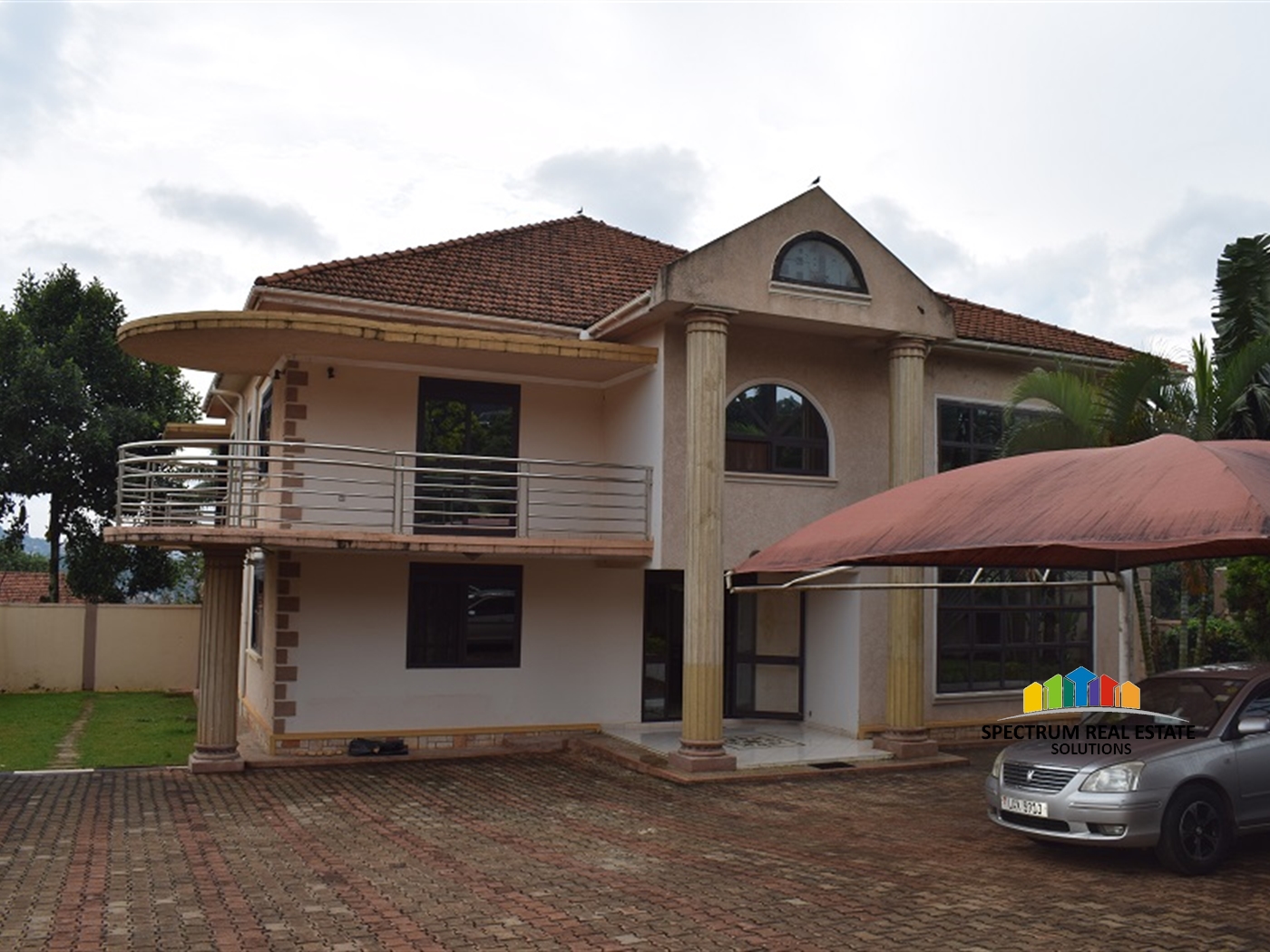 Storeyed house for sale in Muyenga Kampala