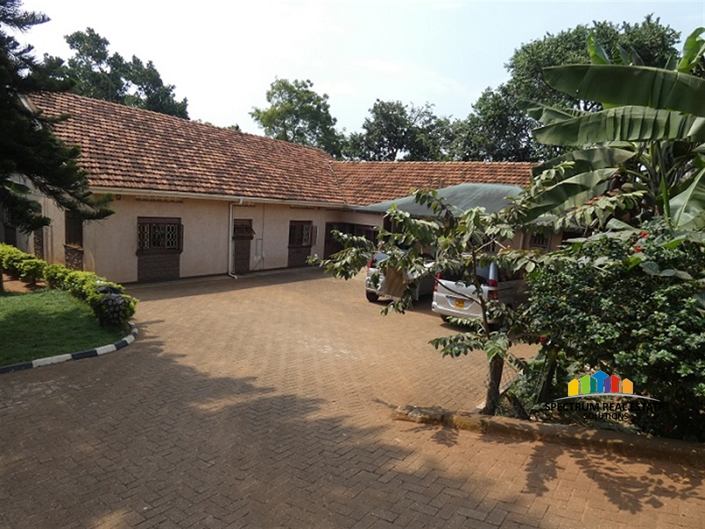 Bungalow for sale in Muyenga Kampala