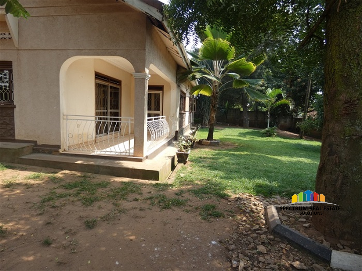 Bungalow for sale in Muyenga Kampala