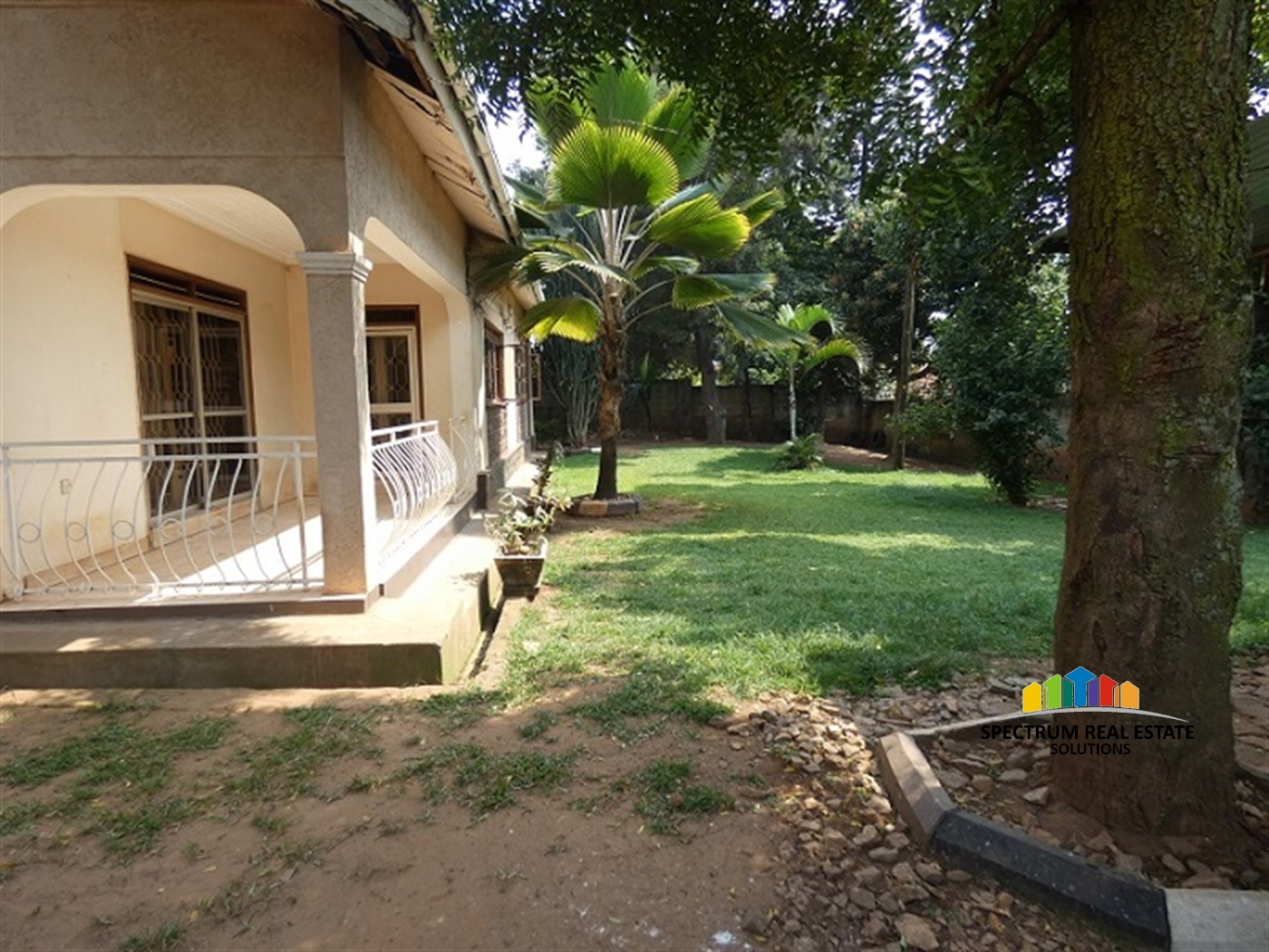 Bungalow for sale in Muyenga Kampala