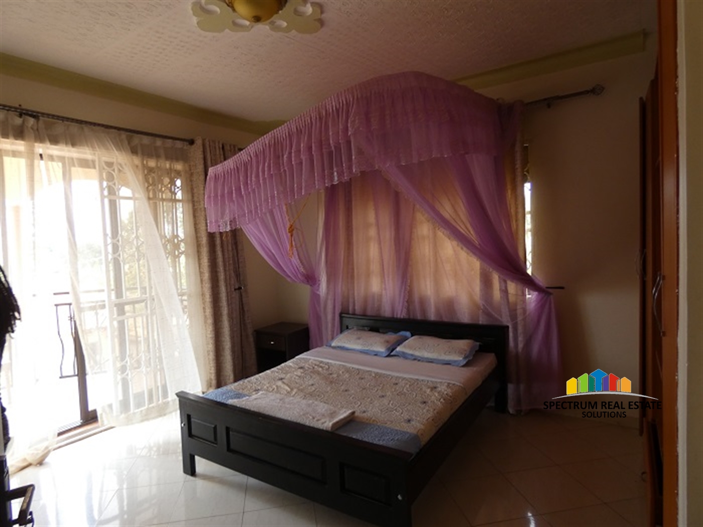 Guest house for sale in Bukasa Kayunga