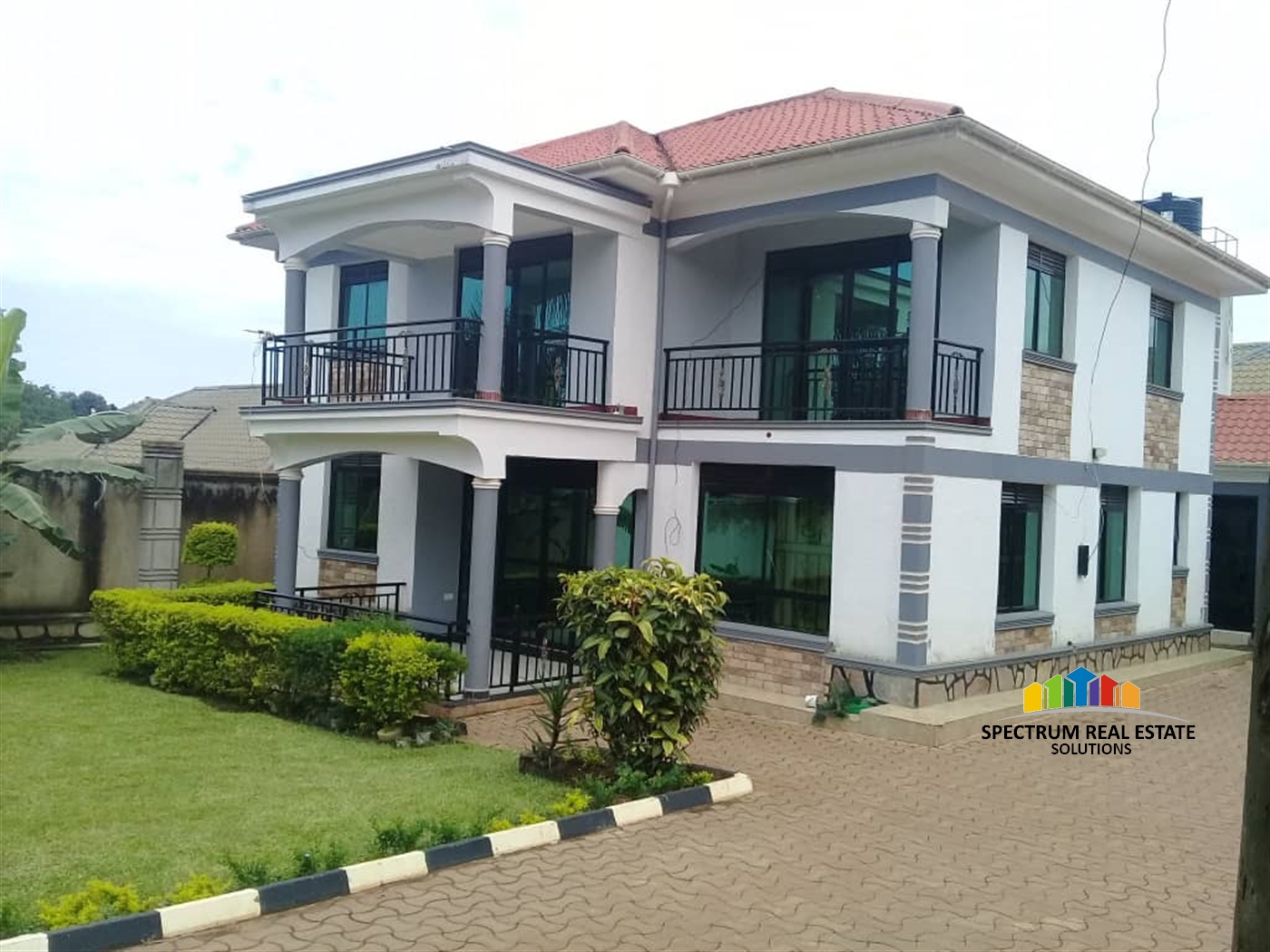 Storeyed house for sale in Kitende Wakiso