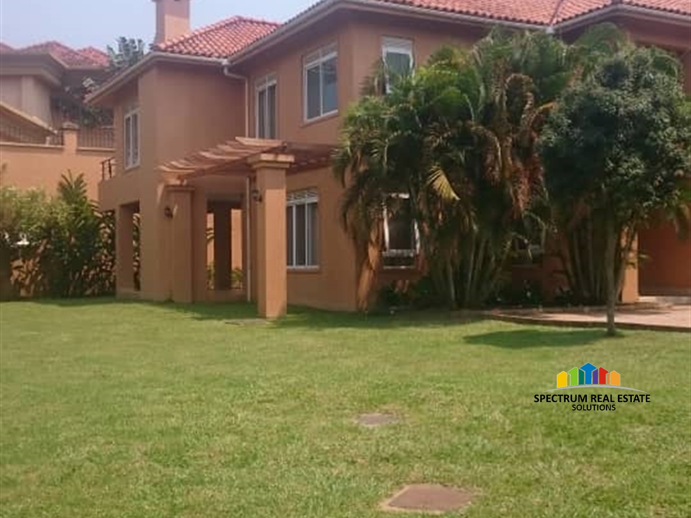 Storeyed house for rent in Munyonyo Kampala