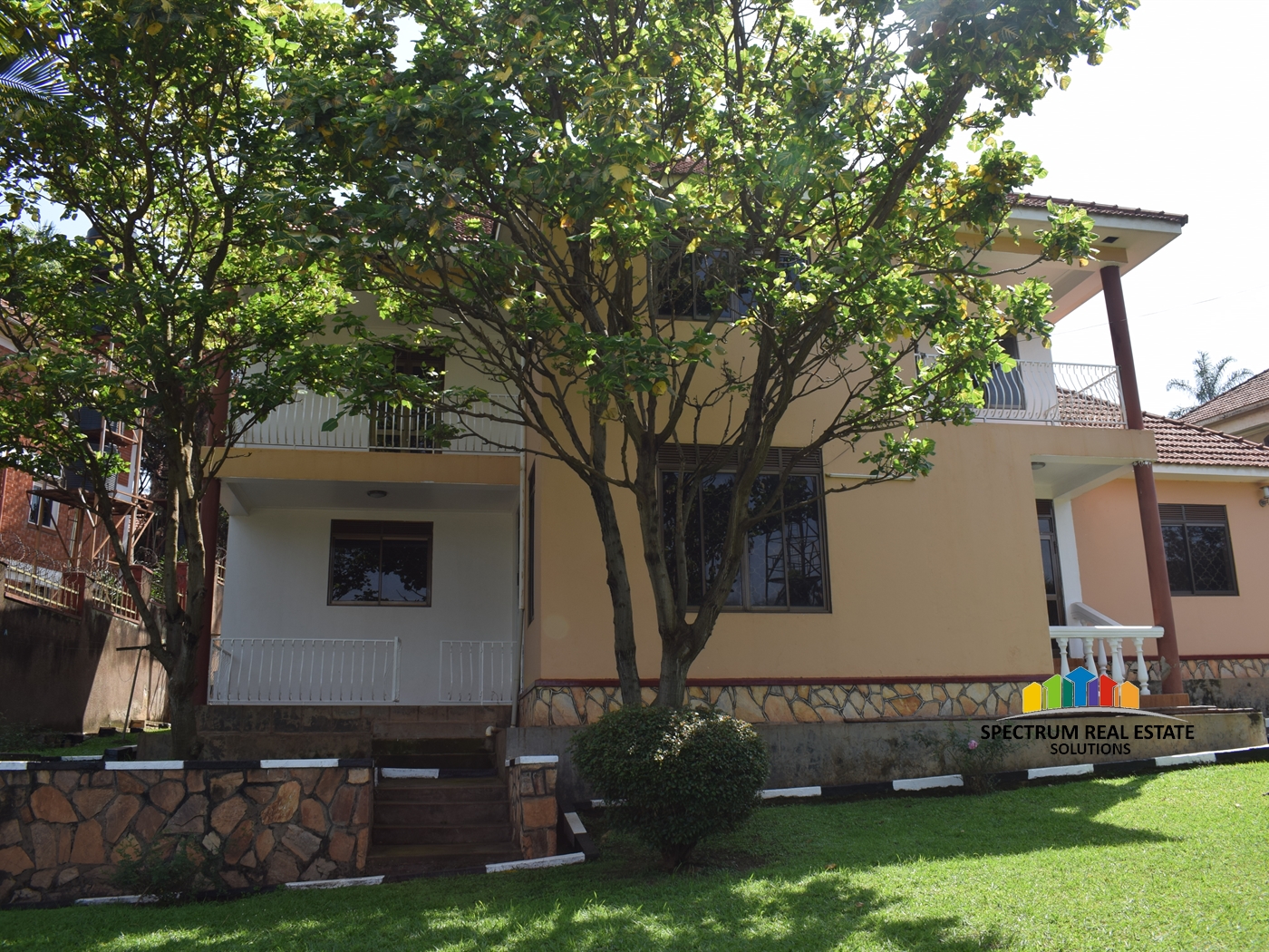 Storeyed house for rent in Naguru Kampala