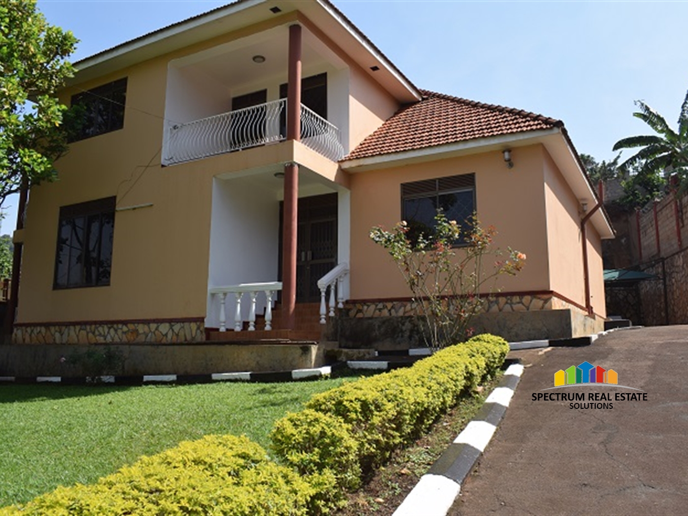 Storeyed house for rent in Naguru Kampala