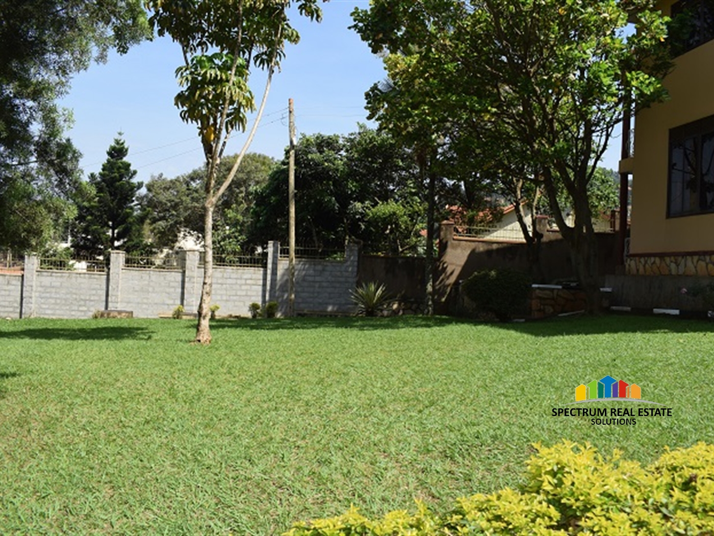 Storeyed house for rent in Naguru Kampala