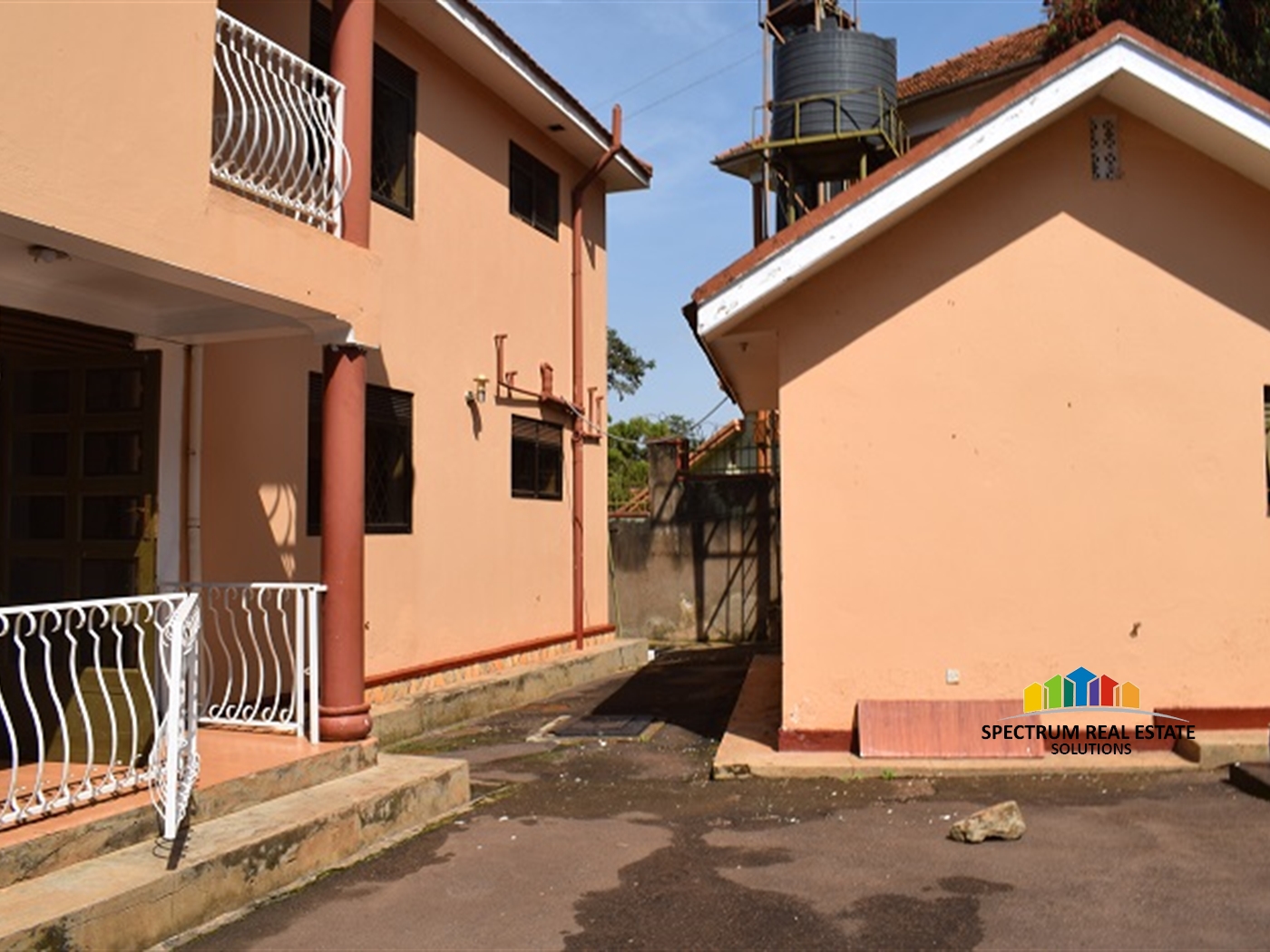 Storeyed house for rent in Naguru Kampala