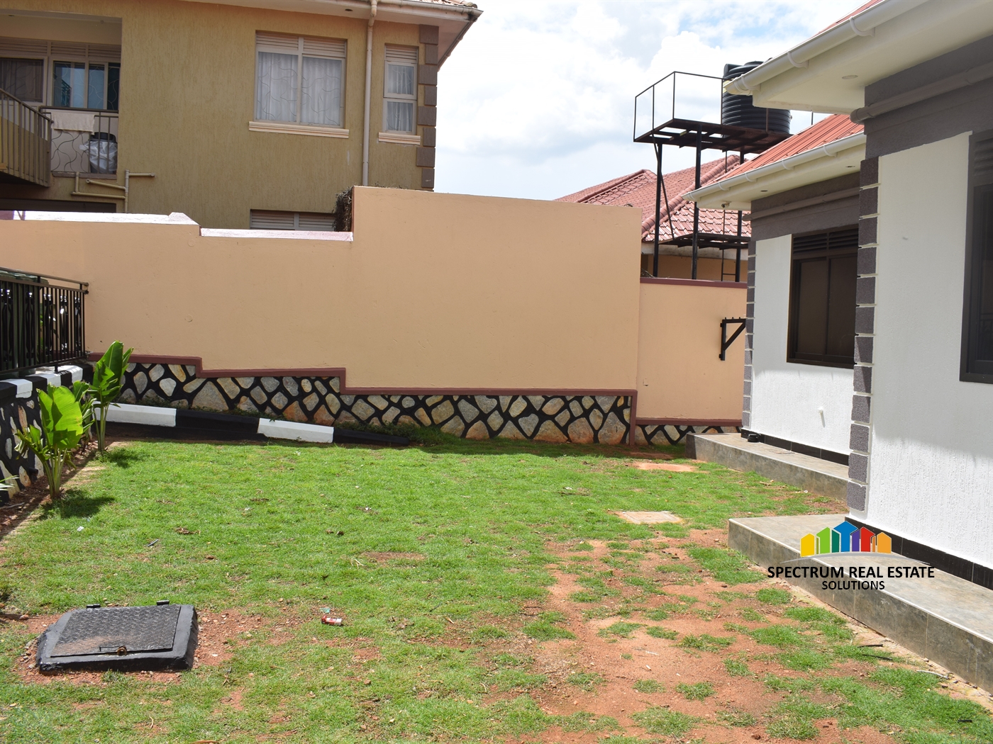 Bungalow for rent in Kira Wakiso