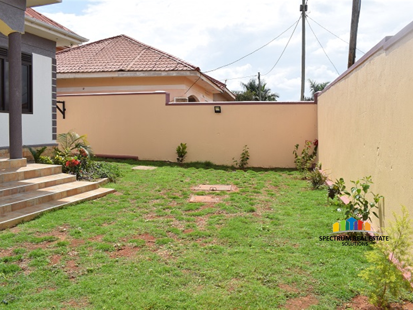 Bungalow for rent in Kira Wakiso