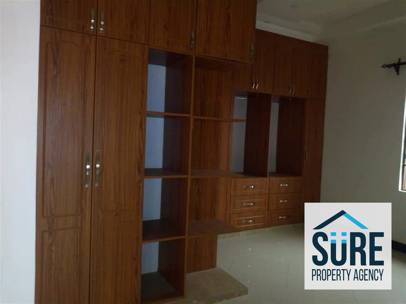 Duplex for rent in Najjera Wakiso