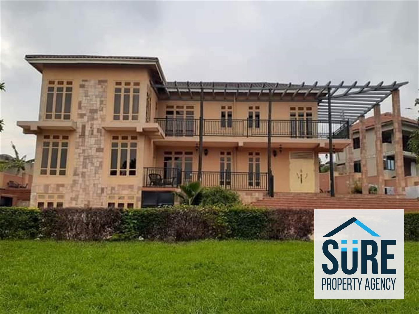 Mansion for sale in Munyonyo Kampala