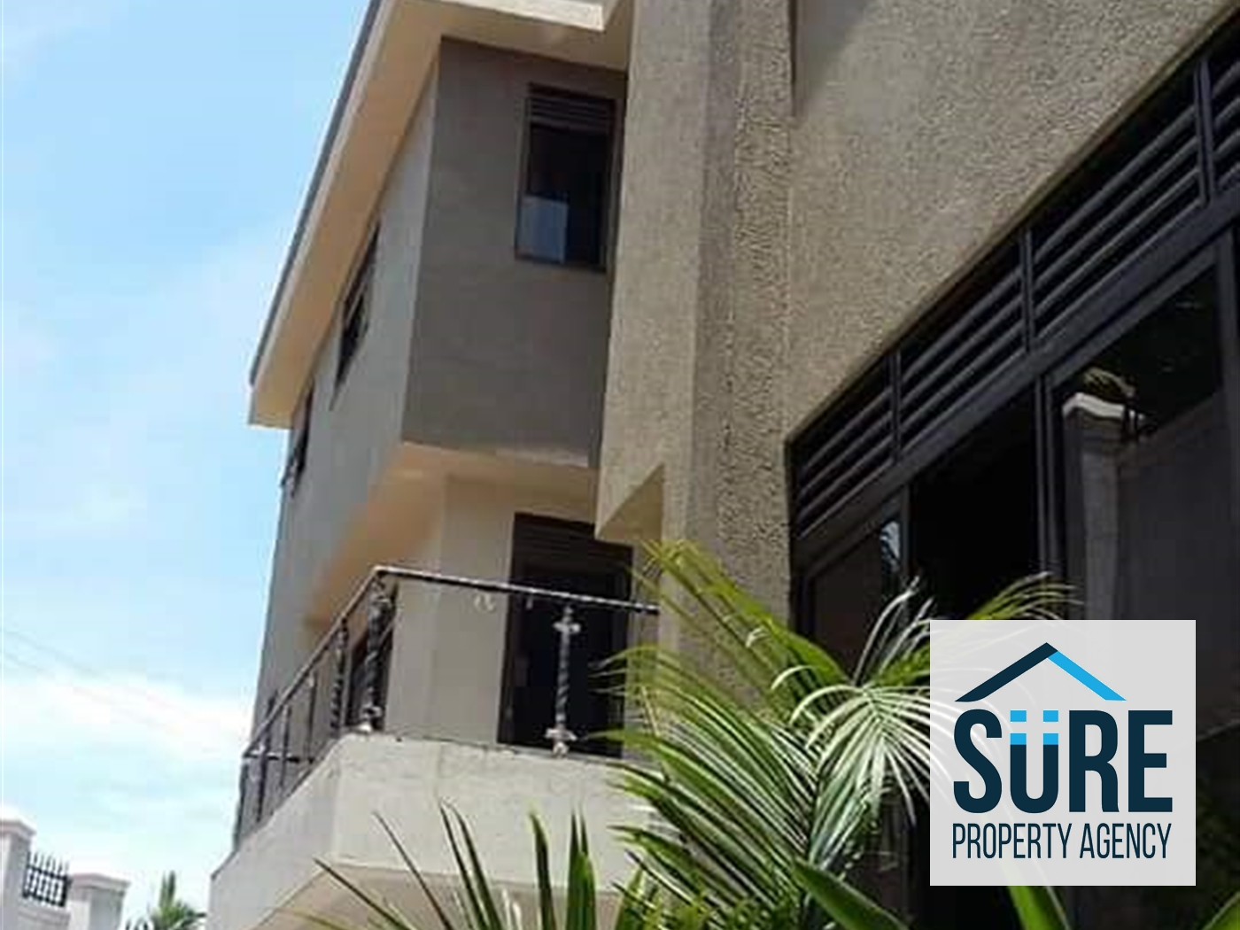 Mansion for sale in Mutungo Kampala