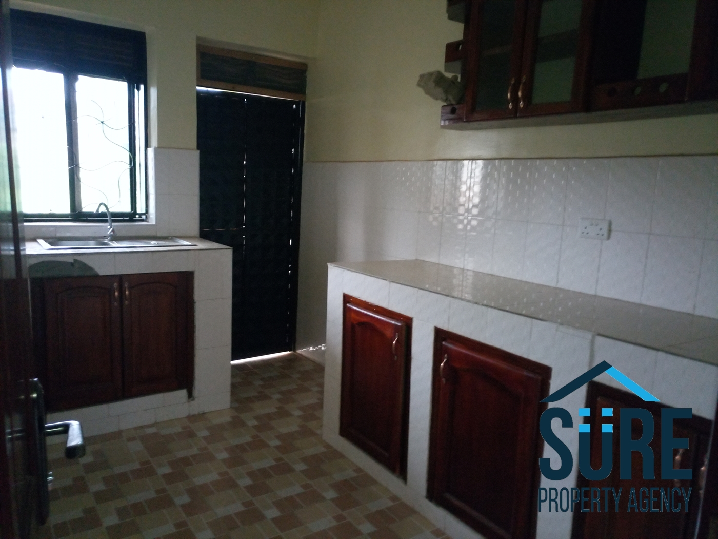 Semi Detached for rent in Bukoto Kampala