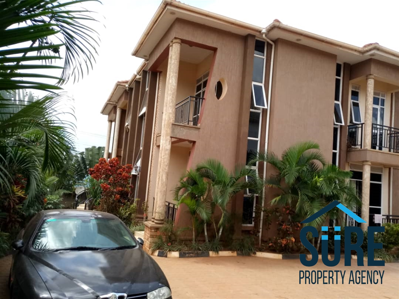 Duplex for rent in Kisaasi Kampala