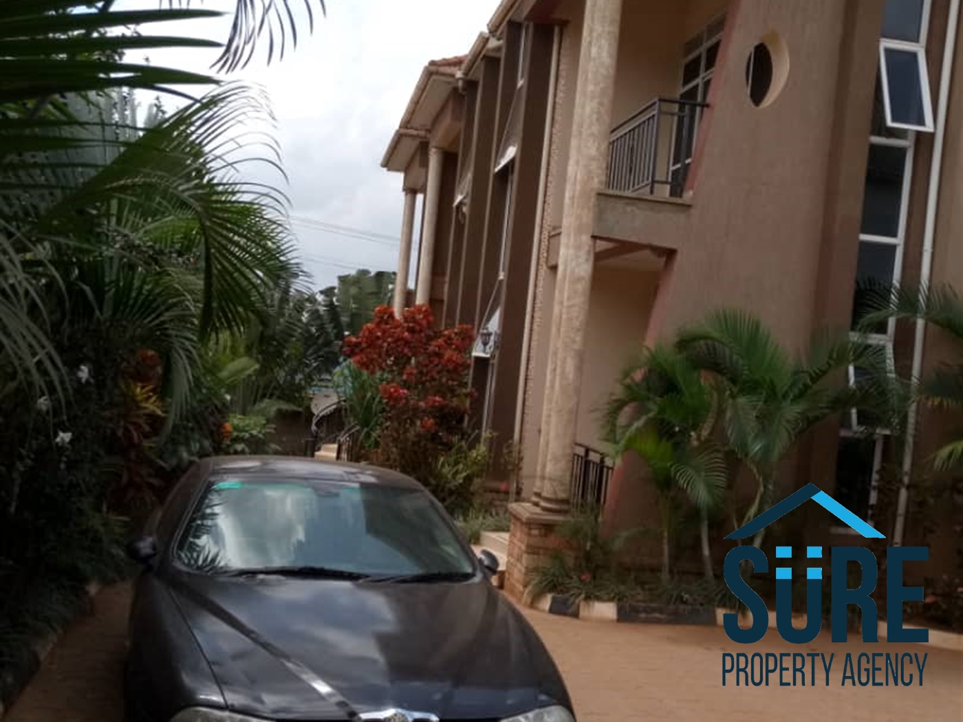 Duplex for rent in Kisaasi Kampala