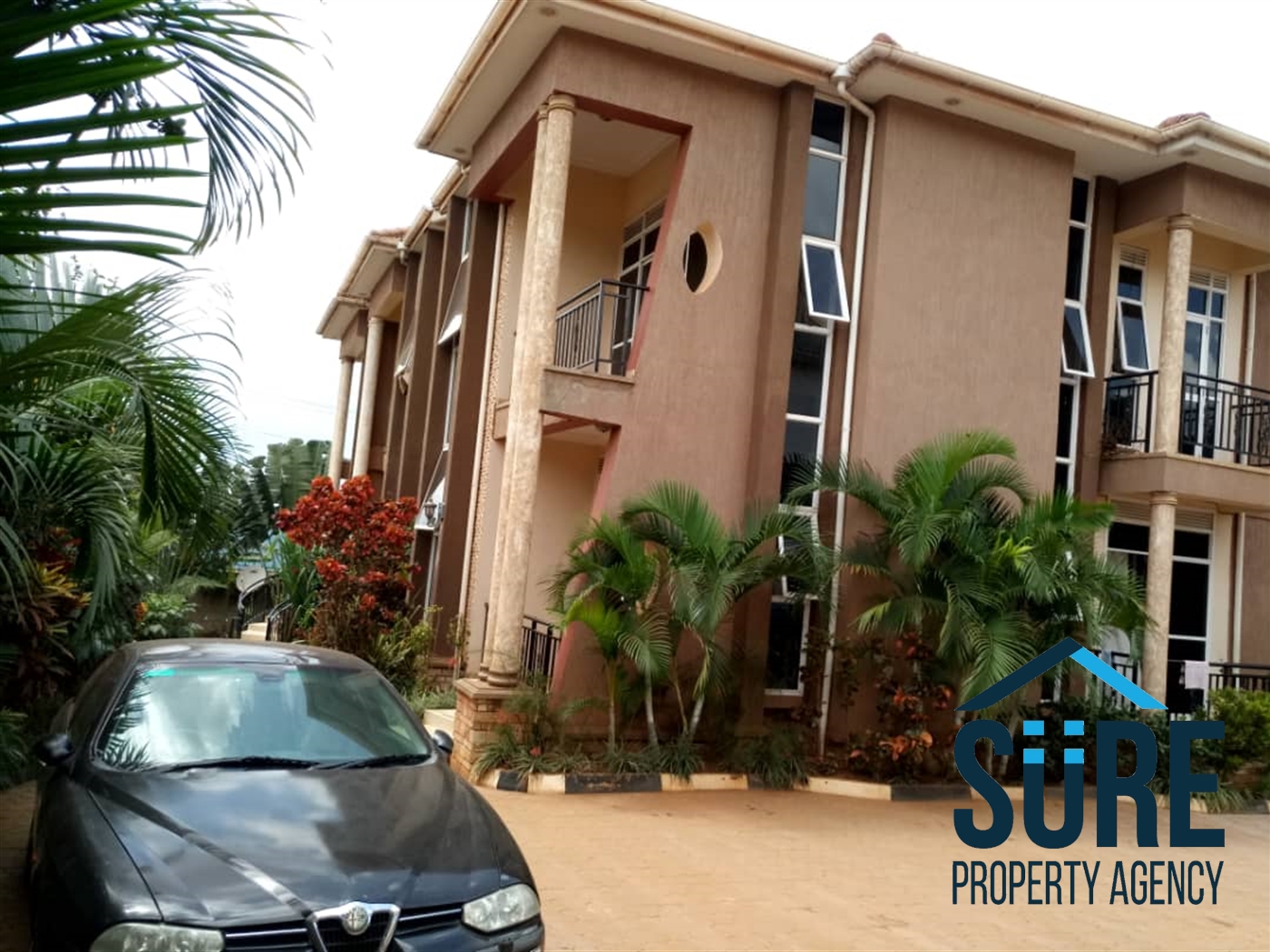 Duplex for rent in Kisaasi Kampala