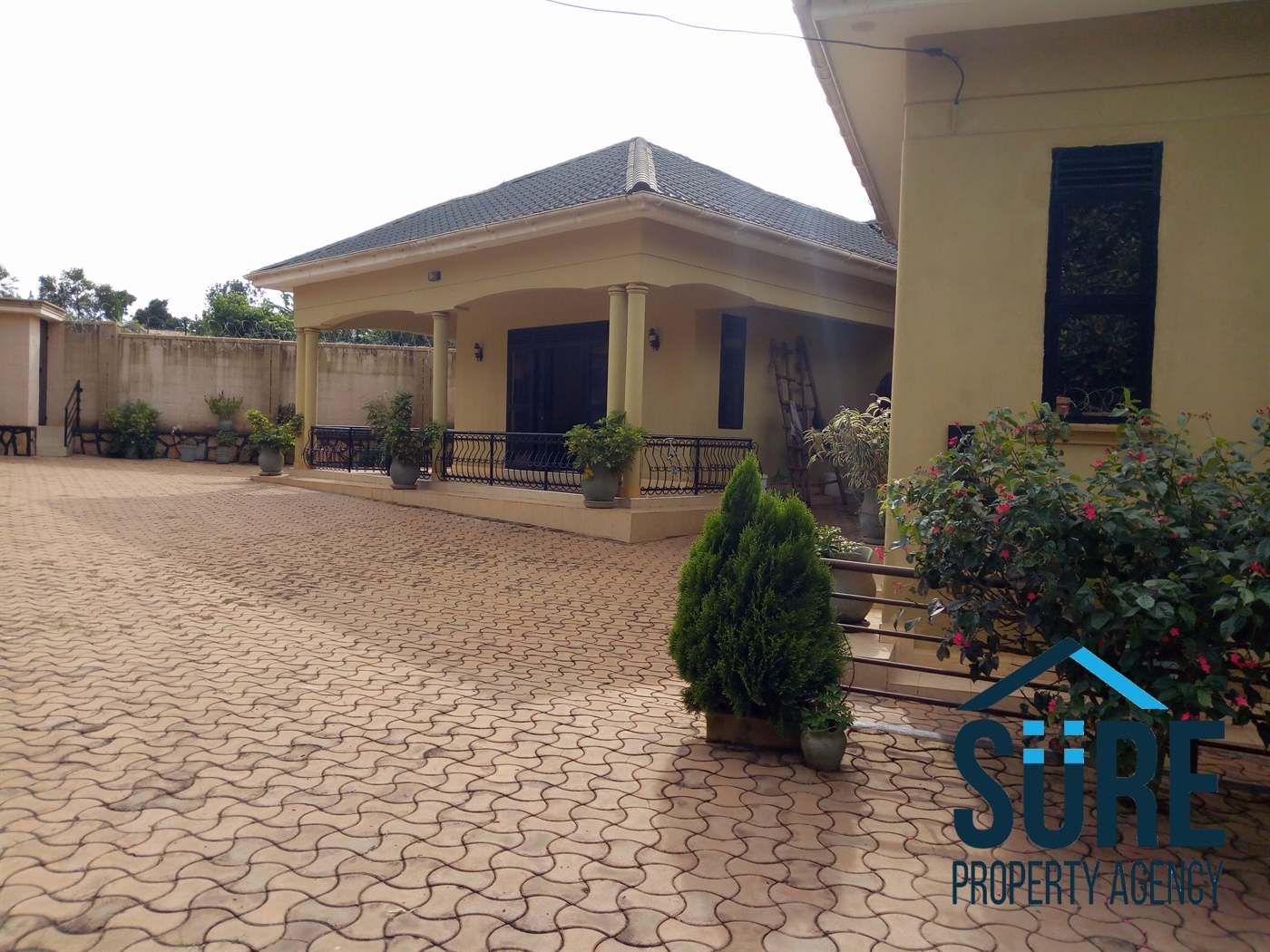 Bungalow for rent in Buwaate Wakiso